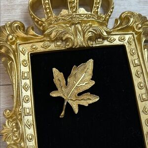 Vintage BSK Gold Maple Leaf Decorative Brooch